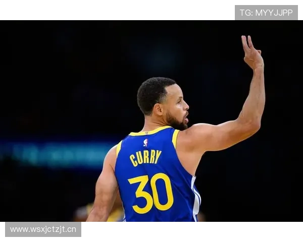 勇士替补发威全队五人得分上双首发火力明显不足