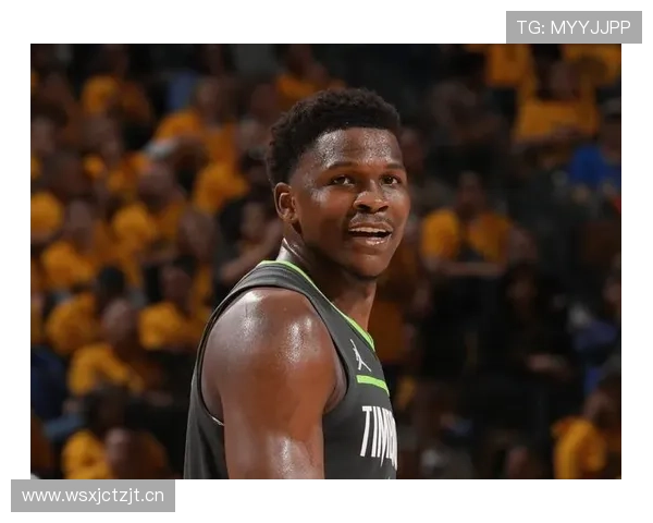 爱德华兹荣膺SLAM杂志封面人物再创辉煌第三次当选引发热议